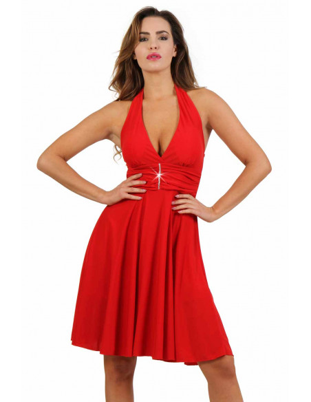 1 Robe dos nu évasée rouge. Fermeture laçage col dos. Taille unique Composition : Polyester 95%,